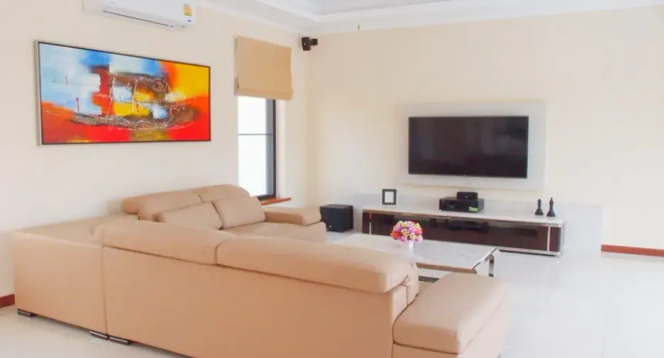For sale and for rent 4 bedrooms house in Bang Lamung, Chonburi