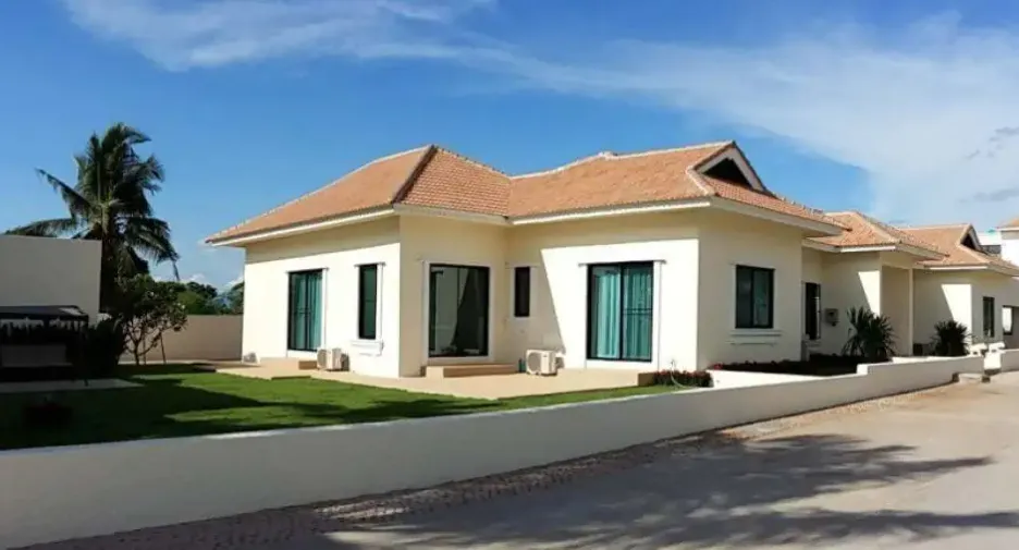 For sale and for rent 4 bedrooms house in Bang Lamung, Chonburi