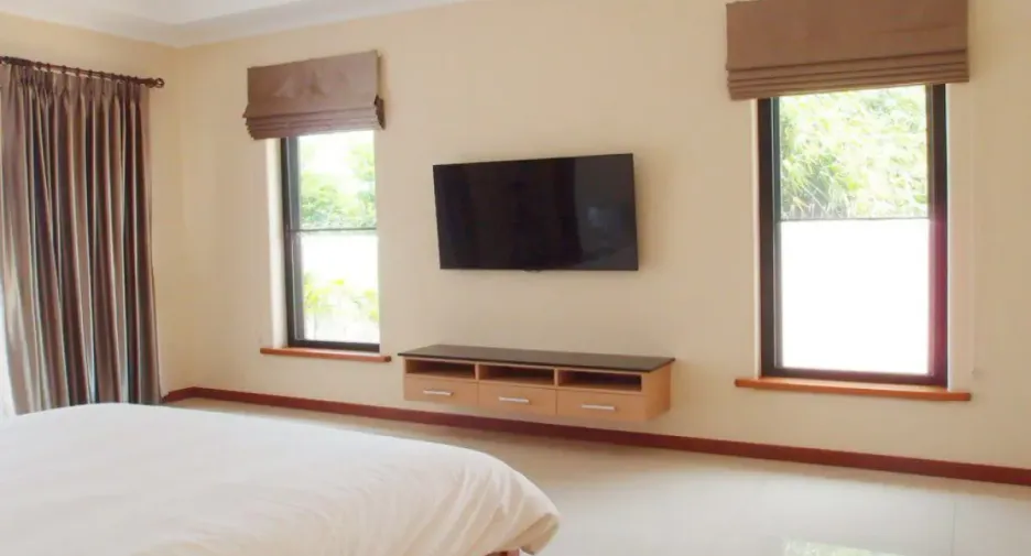 For sale and for rent 4 bedrooms house in Bang Lamung, Chonburi