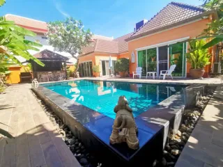 Gewerbefläche zum Kauf in Bang Lamung, Chonburi