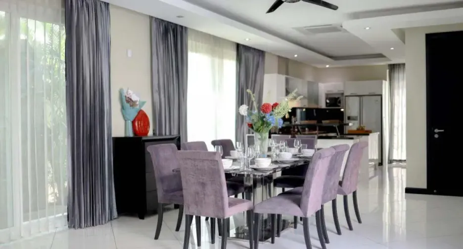 Haus zum Kauf mit 5 Zimmer in Bang Lamung, Chonburi