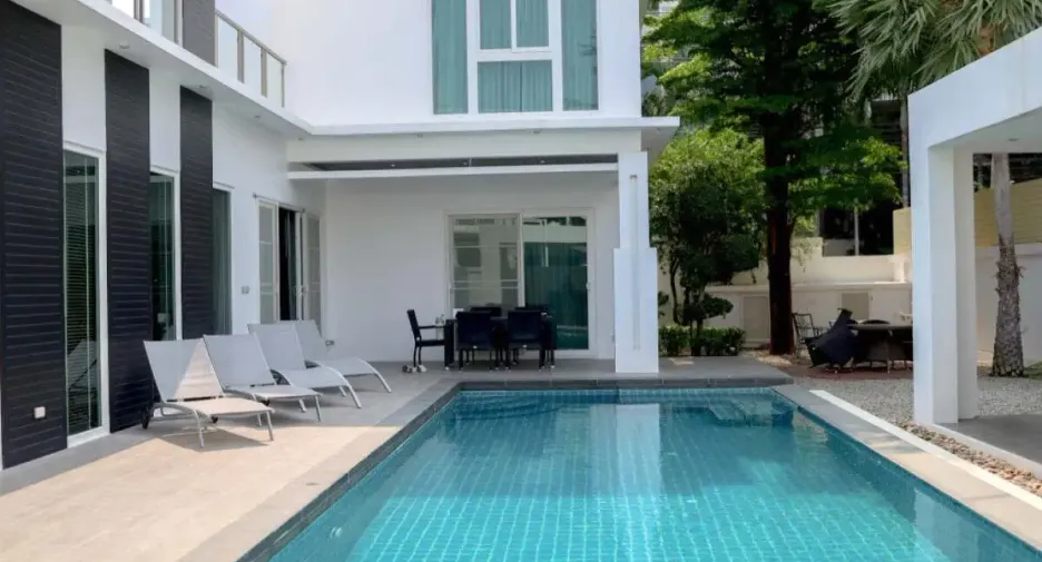 Haus zum Kauf mit 5 Zimmer in Bang Lamung, Chonburi