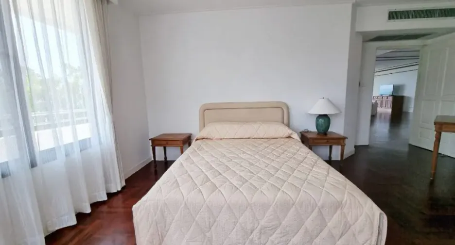 For sale 3 ベッドルーム condo in Bang Lamung, Chonburi