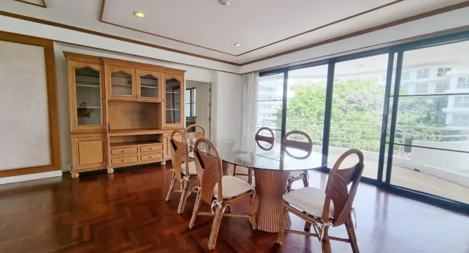 For sale 3 ベッドルーム condo in Bang Lamung, Chonburi