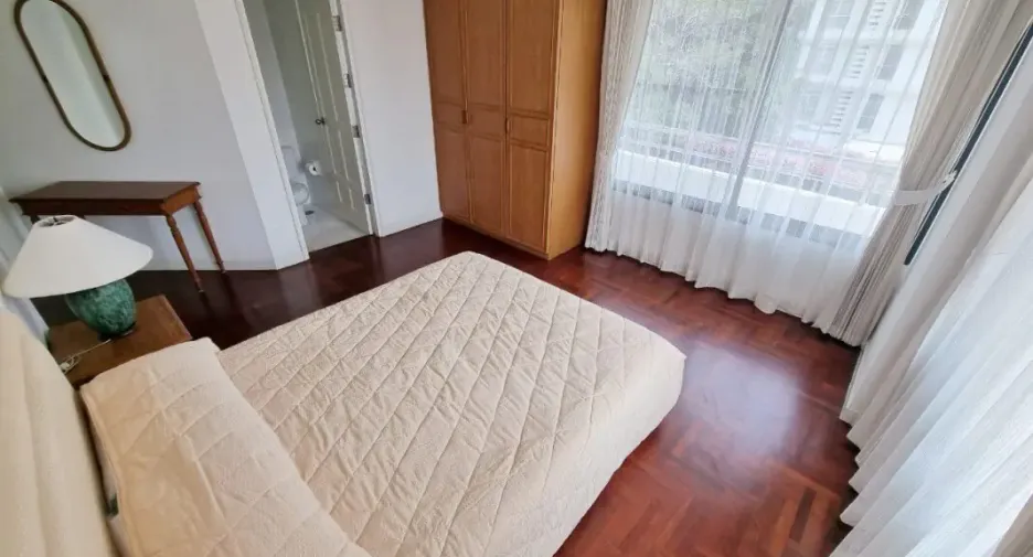 For sale 3 ベッドルーム condo in Bang Lamung, Chonburi