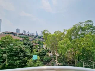 For sale 3 ベッドルーム condo in Bang Lamung, Chonburi