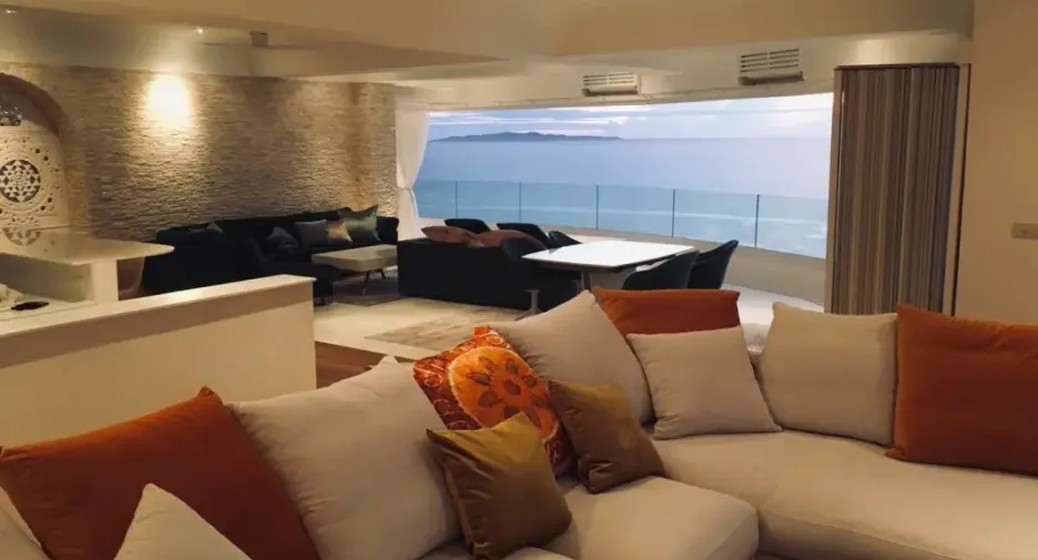 À vendre 2 chambres condo à Jomtien, Pattaya