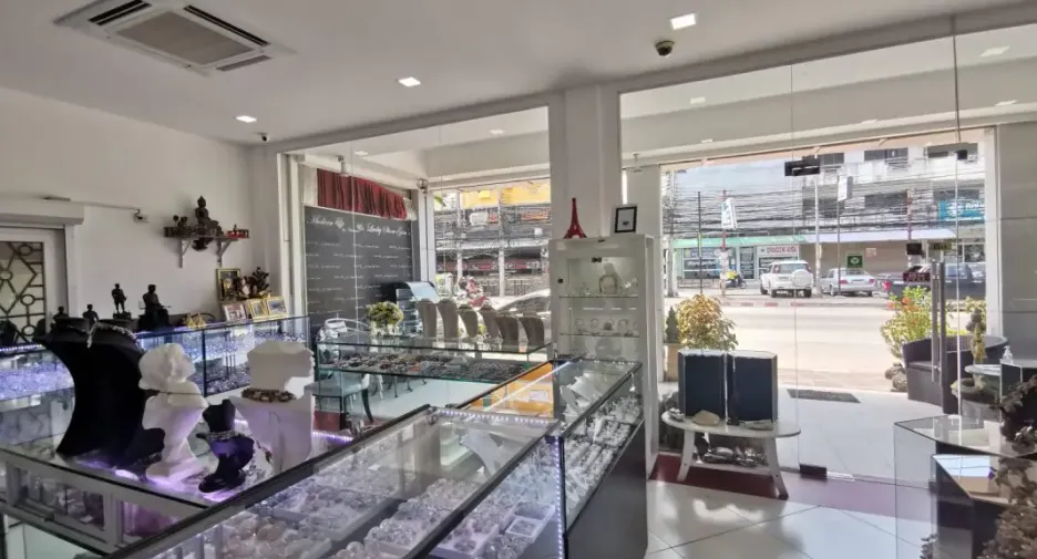 For sale retail Space in Bang Lamung, Chonburi