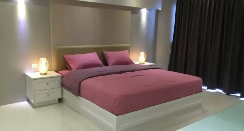 For rent and for sale 3 bedrooms condo in Bang Lamung, Chonburi