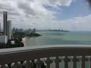 For rent and for sale 3 bedrooms condo in Bang Lamung, Chonburi