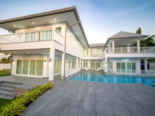 À vendre 6 chambres maison à Bang Lamung, Chonburi