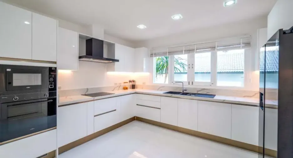 ขาย 6 ห้องนอน บ้านเดี่ยว ใน ห้วยใหญ่, พัทยา