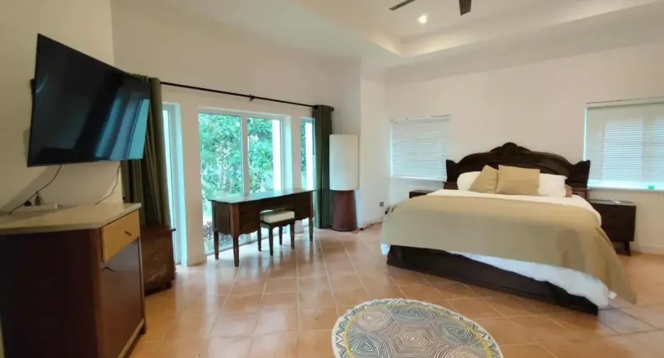 ให้เช่า และ ขาย 5 ห้องนอน บ้านเดี่ยว ใน ห้วยใหญ่, พัทยา