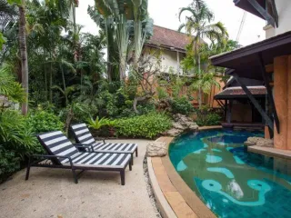 Casa en venta de 4 habitaciones en Bang Lamung, Chonburi