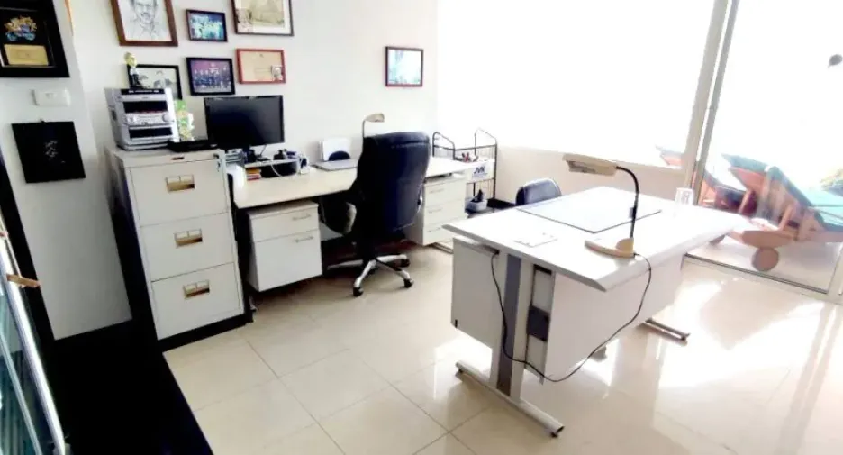 For sale 3 bedrooms condo in Jomtien, Pattaya