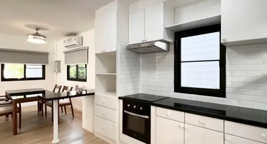 For rent そして for sale 3 ベッドルーム house in Bang Lamung, Chonburi