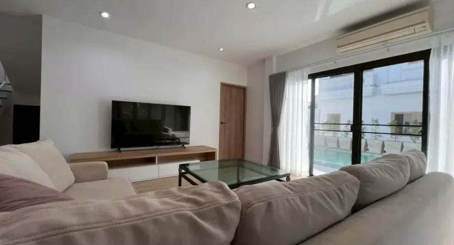 For rent そして for sale 3 ベッドルーム house in Bang Lamung, Chonburi