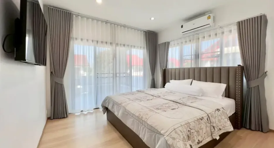 For rent そして for sale 3 ベッドルーム house in Bang Lamung, Chonburi