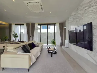Casa en venta de 4 habitaciones en Bang Lamung, Chonburi