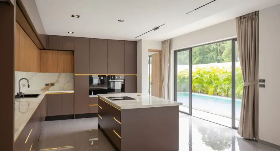 Casa en venta de 4 habitaciones en Bang Lamung, Chonburi