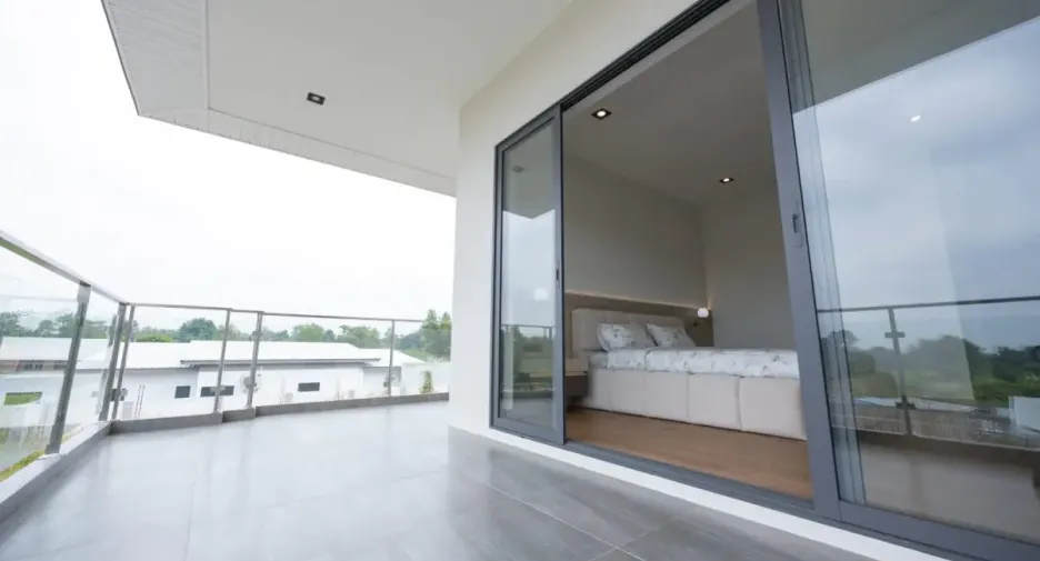 Casa en venta de 4 habitaciones en Bang Lamung, Chonburi