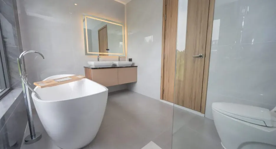 Casa en venta de 4 habitaciones en Bang Lamung, Chonburi