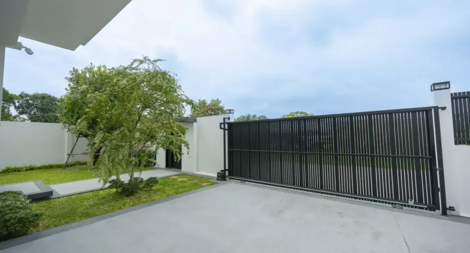 Casa en venta de 4 habitaciones en Bang Lamung, Chonburi