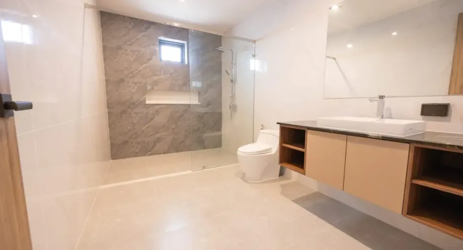 Casa en venta de 4 habitaciones en Bang Lamung, Chonburi