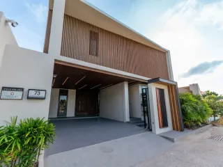 Casa en venta de 5 habitaciones en Bang Lamung, Chonburi
