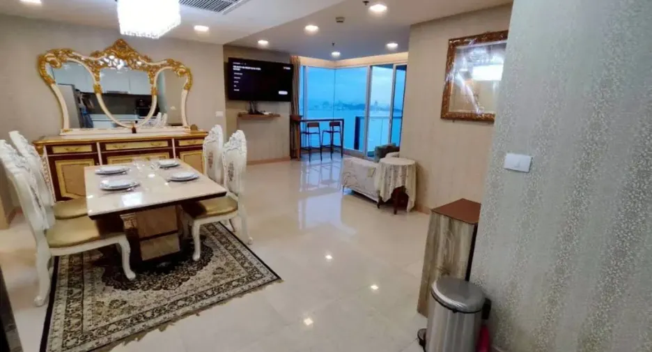 Condo en alquiler y en venta de 2 habitaciones en Bang Lamung, Chonburi
