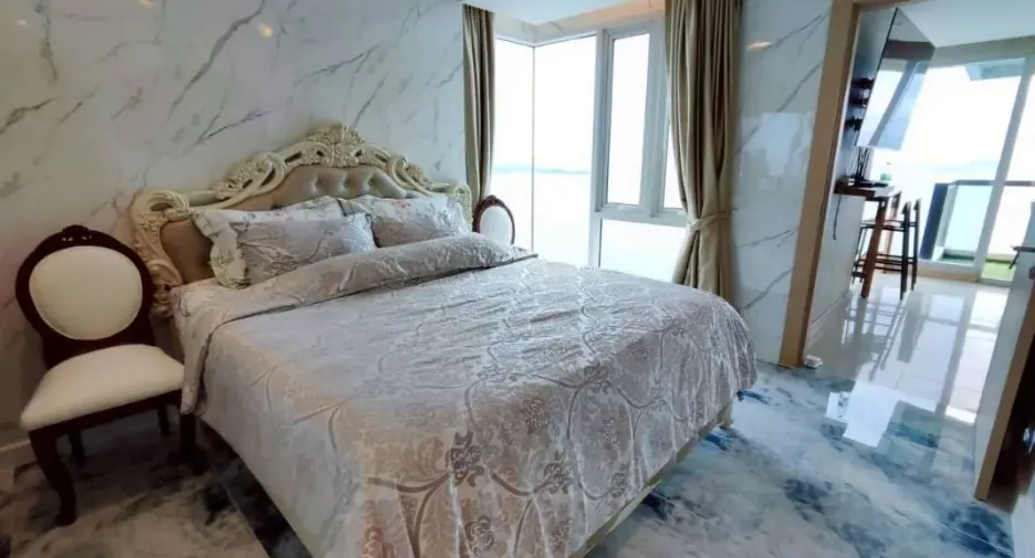 Condo en alquiler y en venta de 2 habitaciones en Bang Lamung, Chonburi