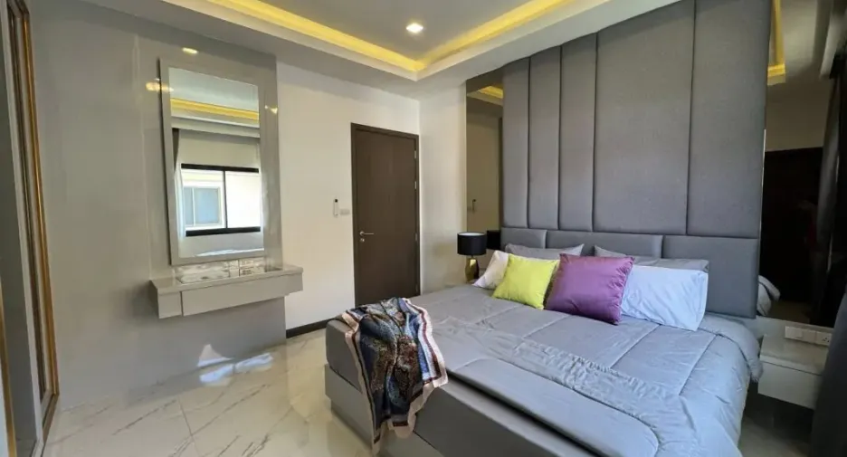 ขาย 6 ห้องนอน บ้านเดี่ยว ใน จอมเทียน, พัทยา