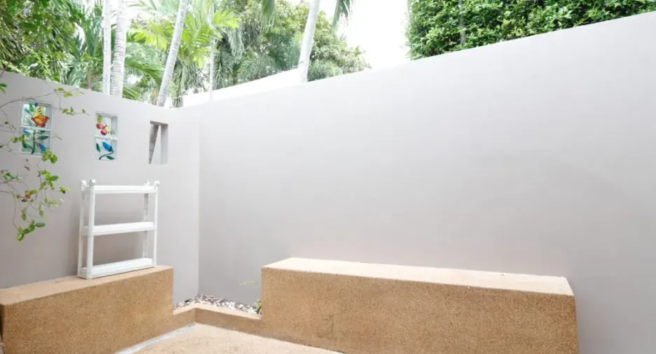 For rent and for sale 4 bedrooms house in Bang Lamung, Chonburi