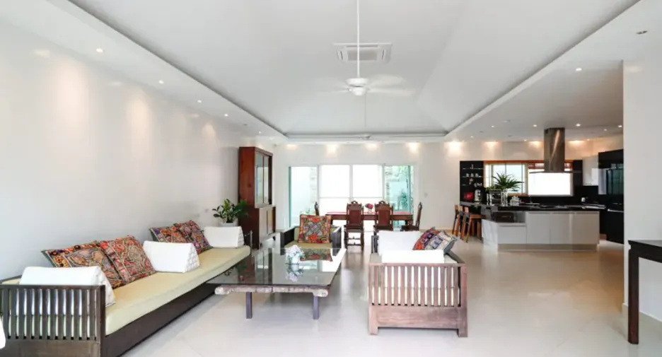 For rent and for sale 4 bedrooms house in Bang Lamung, Chonburi