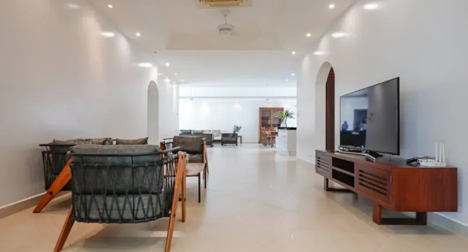 For rent and for sale 4 bedrooms house in Bang Lamung, Chonburi