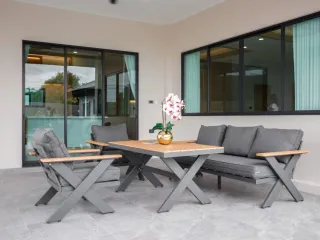 Casa en venta de 4 habitaciones en Bang Lamung, Chonburi