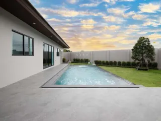 Casa en venta de 4 habitaciones en Bang Lamung, Chonburi