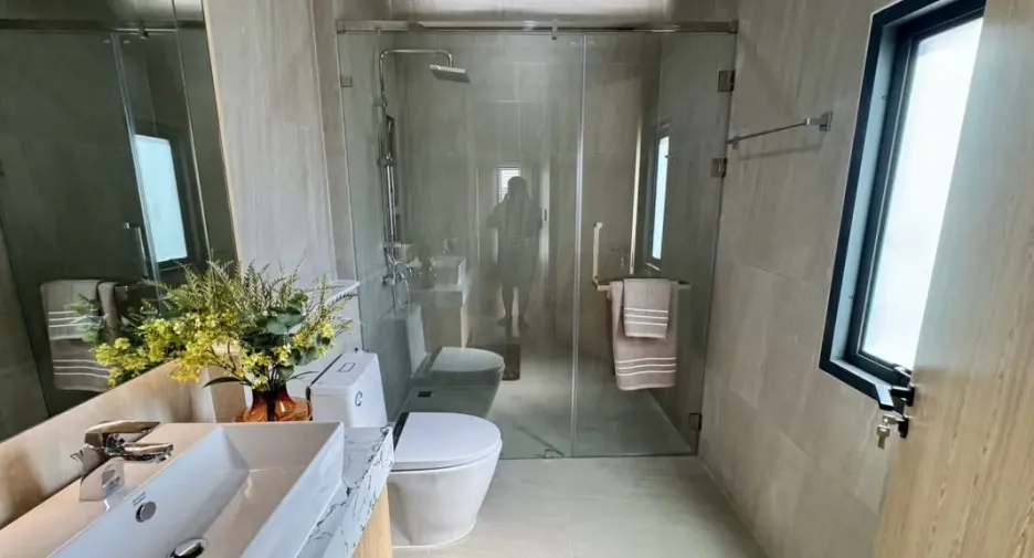 Casa en venta de 5 habitaciones en Bang Lamung, Chonburi