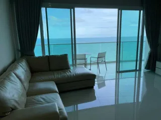 À vendre 2 chambres condo à Na Jomtien, Pattaya