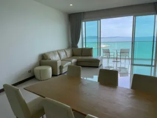 À vendre 2 chambres condo à Na Jomtien, Pattaya