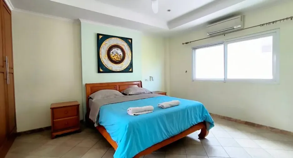 出租 和 出售 5 卧室 独立屋 在 Bang Lamung, Chon Buri