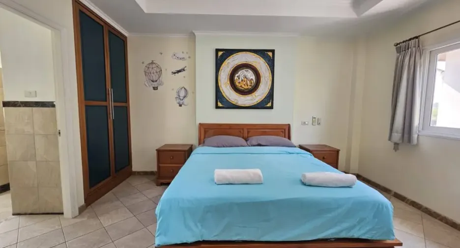 出租 和 出售 5 卧室 独立屋 在 Bang Lamung, Chon Buri