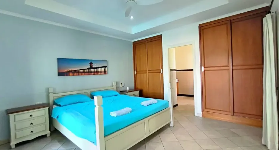 出租 和 出售 5 卧室 独立屋 在 Bang Lamung, Chon Buri
