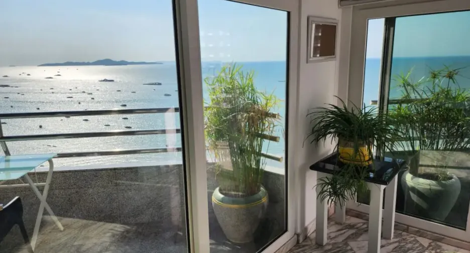Wohnung zur Miete und zum Kauf mit 2 Zimmer in Bang Lamung, Chonburi