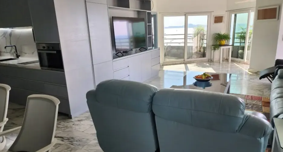 Wohnung zur Miete und zum Kauf mit 2 Zimmer in Bang Lamung, Chonburi