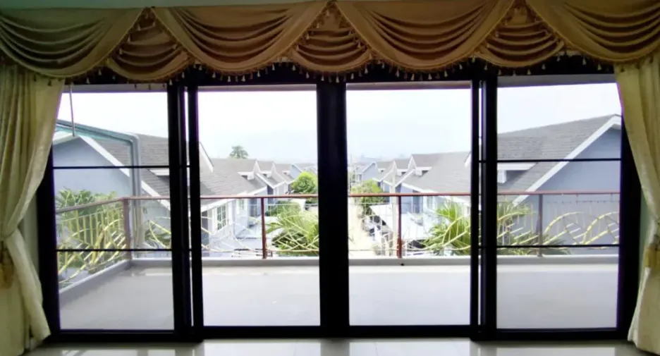 ขาย 5 ห้องนอน บ้านเดี่ยว ใน บางละมุง, ชลบุรี
