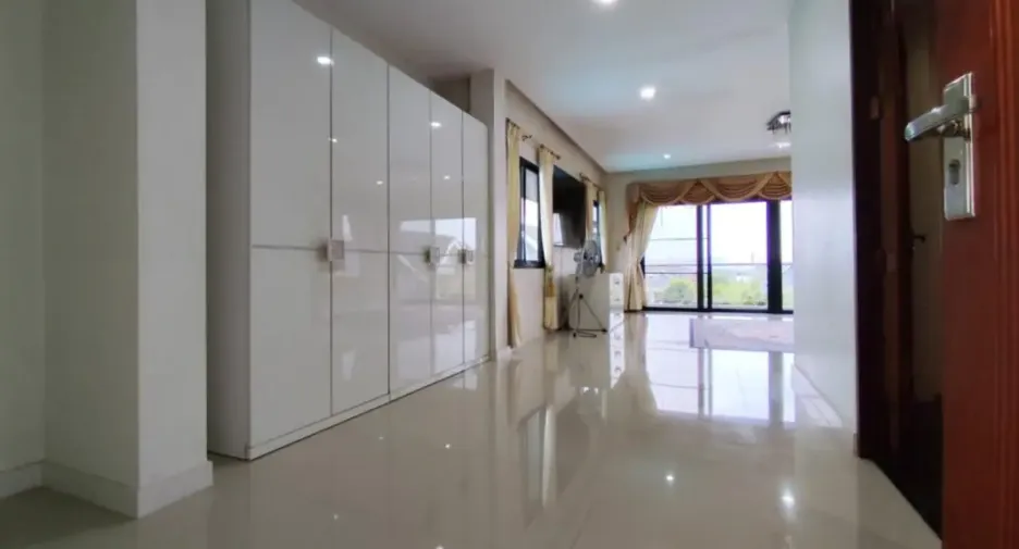ขาย 5 ห้องนอน บ้านเดี่ยว ใน บางละมุง, ชลบุรี