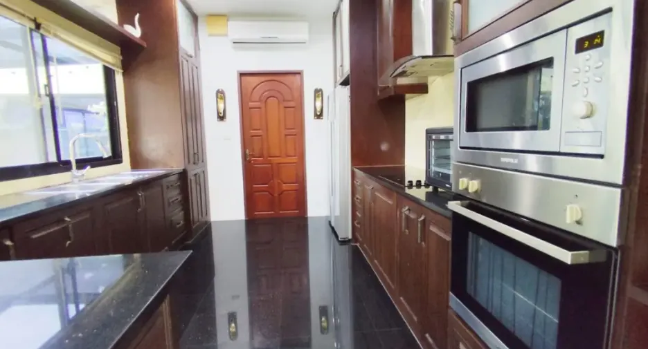 ขาย 5 ห้องนอน บ้านเดี่ยว ใน บางละมุง, ชลบุรี