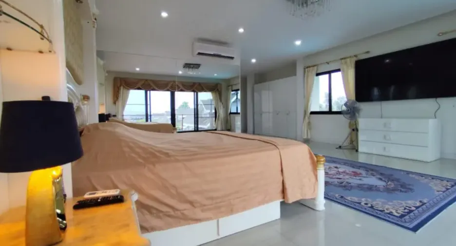 ขาย 5 ห้องนอน บ้านเดี่ยว ใน บางละมุง, ชลบุรี