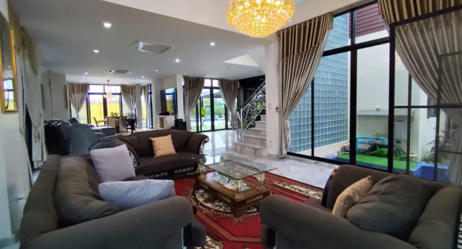 ขาย 5 ห้องนอน บ้านเดี่ยว ใน บางละมุง, ชลบุรี